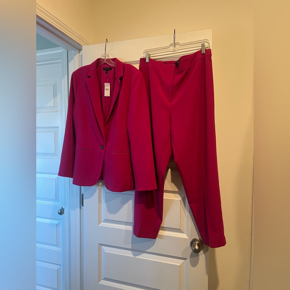 Ann Taylor Fuchsia Pink Blazer and Pants Ensemble